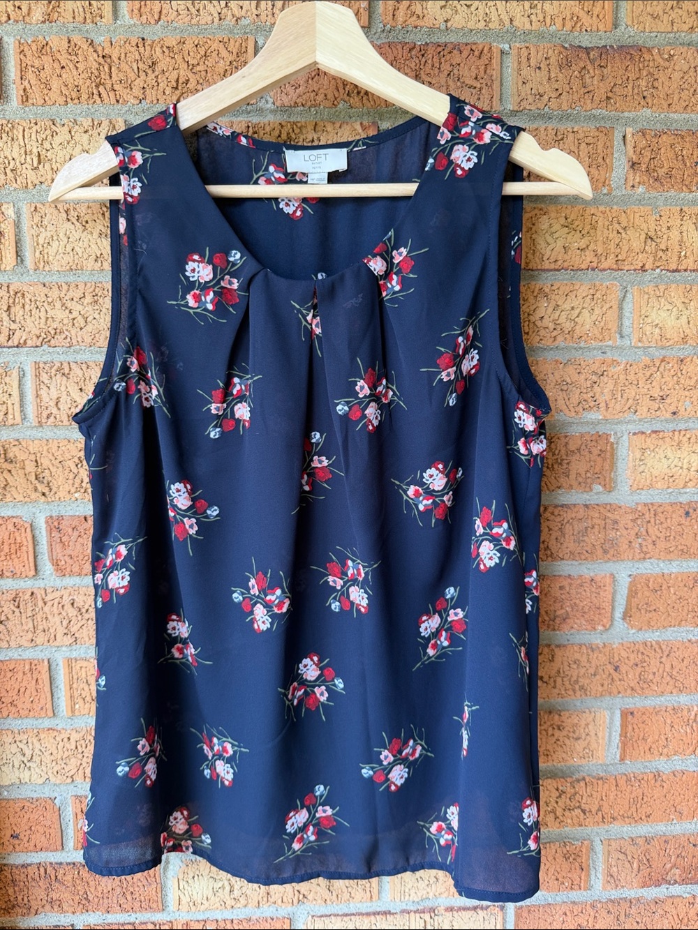 LOFT 3-piece Bundle M&MP Floral Sleeveless Work Play Blouses - Picture 9 of 10